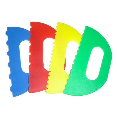 Plastic Paint or Sand Scrapers Set of 4
