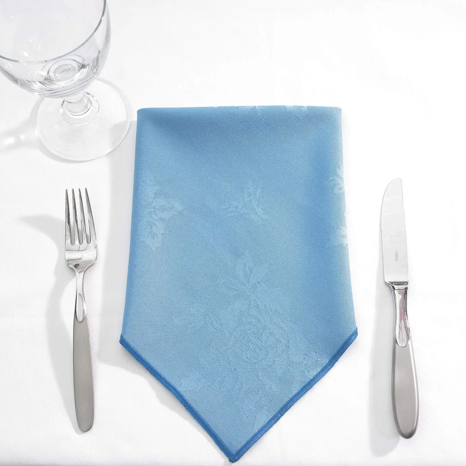 Napkins 16 Inch 24 Pack