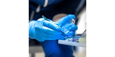 Glove thickness affects sensitivity